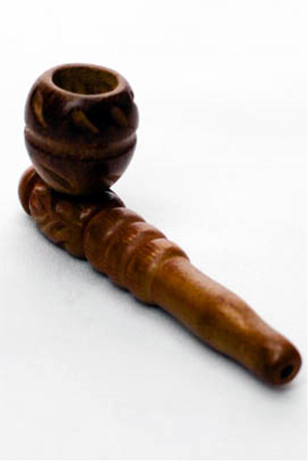 Beautiful pattern carved wooden pipe Flower Power Packages 